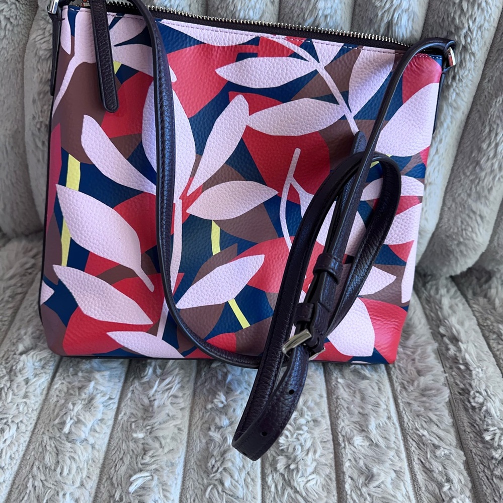 Kate Spade Red and Pink Leaf Crossbody Bag - Picture 5 of 9